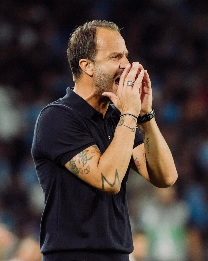 吾米提江：来到海港时我就想过能拿冠军，希望以后能多拿几个（吾米提江：加盟海港就立志夺冠，盼未来再添更多冠军）