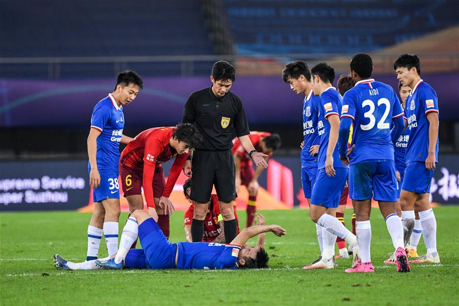 佩林：斯帕莱蒂正努力在技术层面带来新的概念，他非常细致（佩林：斯帕莱蒂致力于在技战术层面引入新理念，且极为细致）