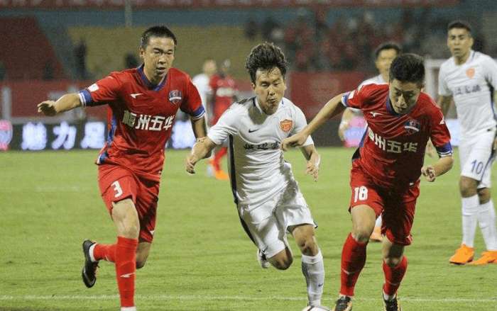 5-1到5-4！12.1亿豪门面对提款机惊险19连胜 神锋英超100球破纪录（从5-1到5-4！身价12.1亿豪门险胜“提款机”豪取19连胜，神锋英超百球创纪录）